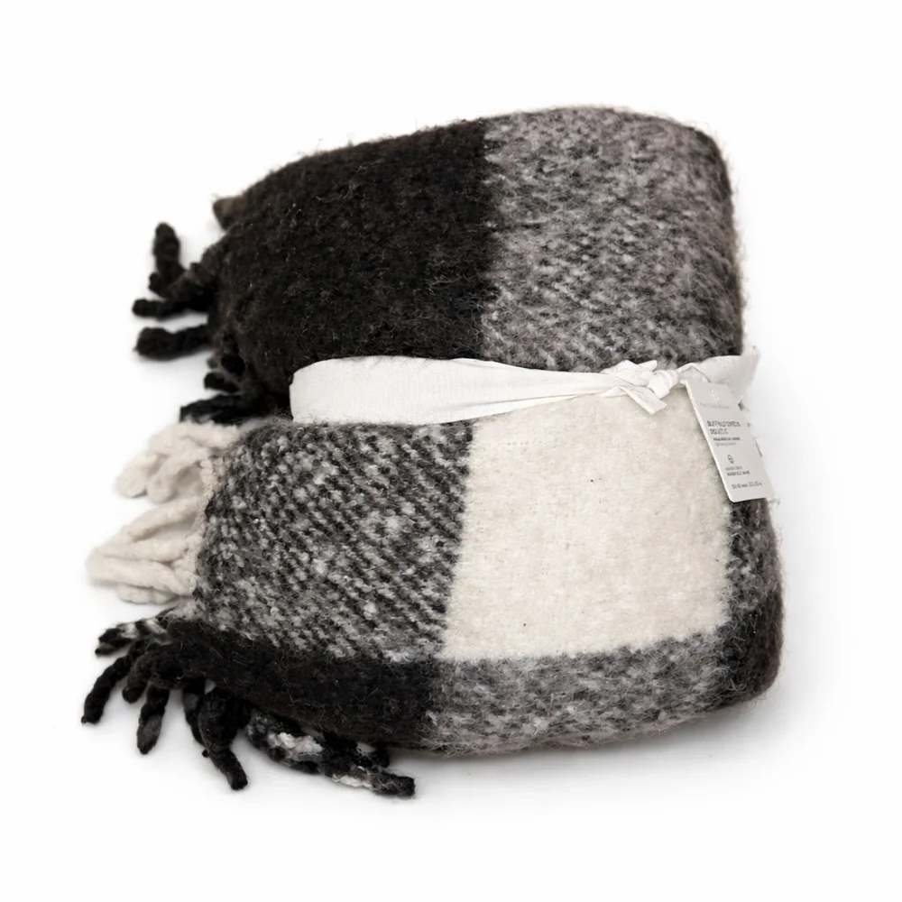Pottery Barn Buffalo Check Bouclé Faux Mohair Throw Blanket 50x60 Black White